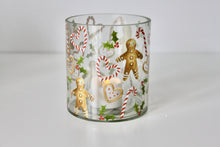 Load image into Gallery viewer, Gingerbread Men Christmas Candle Pot
