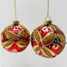 Load image into Gallery viewer, Beaded Trellis Jewell Glass Ball