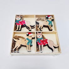Load image into Gallery viewer, Dog Painted Wooden Decoration Set