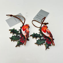 Load image into Gallery viewer, Holly & Robin Fretwork Decoration Set