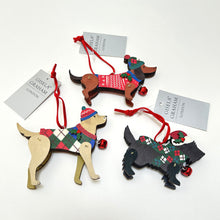Load image into Gallery viewer, Jolly Dogs Wooden Decoration Set