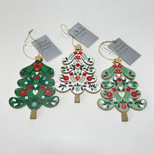 Load image into Gallery viewer, Alpine Wooden Christmas Tree Set