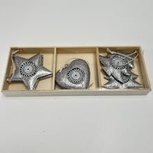 Load image into Gallery viewer, Silver Metal Star/Heart/Tree Set