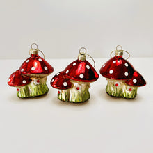 Load image into Gallery viewer, Toadstool House Decoration Set