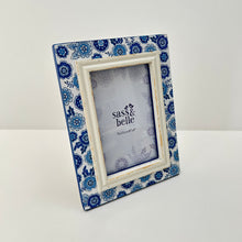 Load image into Gallery viewer, Blue Willow Frame