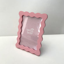 Load image into Gallery viewer, Wiggle Border Pink Frame