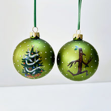 Load image into Gallery viewer, Stick Man Green Glass Bauble Set