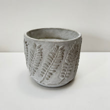 Load image into Gallery viewer, Leaf Design Concrete Citronella Candle