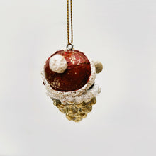 Load image into Gallery viewer, Kissing Mice in Gold Pinecone