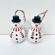 Load image into Gallery viewer, Wooden Snowmen Decoration Set