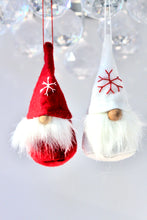 Load image into Gallery viewer, Nordic Mini Santa Gonks