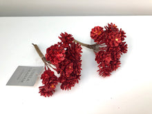 Load image into Gallery viewer, Red Glitter Pinecone Picks
