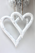 Load image into Gallery viewer, White Mango Wood Heart Set
