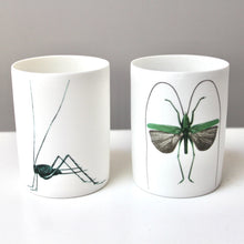 Load image into Gallery viewer, Green Bug Porcelain Candle Holder Set
