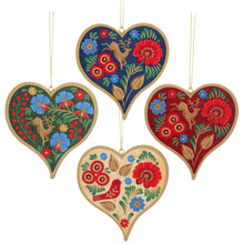 Load image into Gallery viewer, Folk Art Wooden Heart Set
