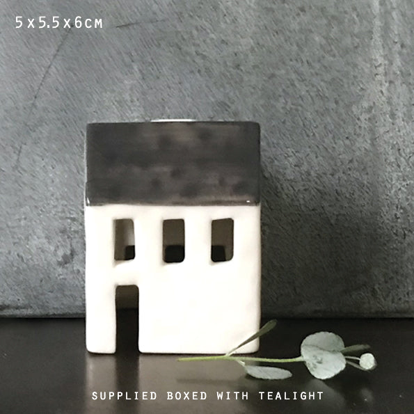 Porcelain Tea Light House No.85