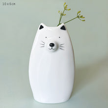 Load image into Gallery viewer, Mini Porcelain Cat Bud Vase
