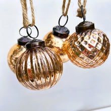 Load image into Gallery viewer, Copper Vintage Style Bauble Set
