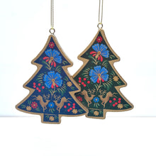 Load image into Gallery viewer, Folk Art Wooden Tree Set
