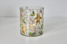 Load image into Gallery viewer, Gingerbread Men Christmas Candle Pot
