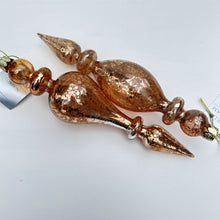 Load image into Gallery viewer, Gold Antique Style Finial Drop Baubles
