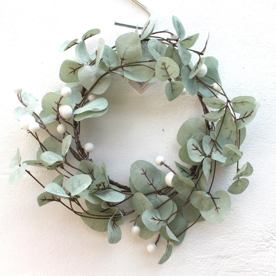 Small Green Sparkle & White Berry Wreath