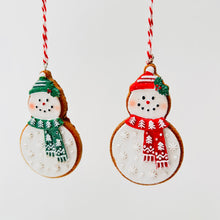 Load image into Gallery viewer, Gingerbread Resin Snowman Set
