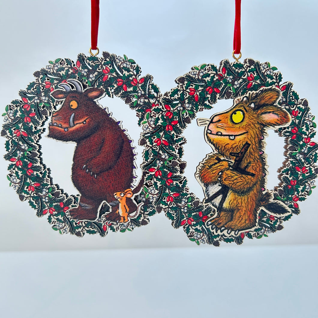 The Gruffalo, Mouse & Child in Wooden Wreath Decoration Set