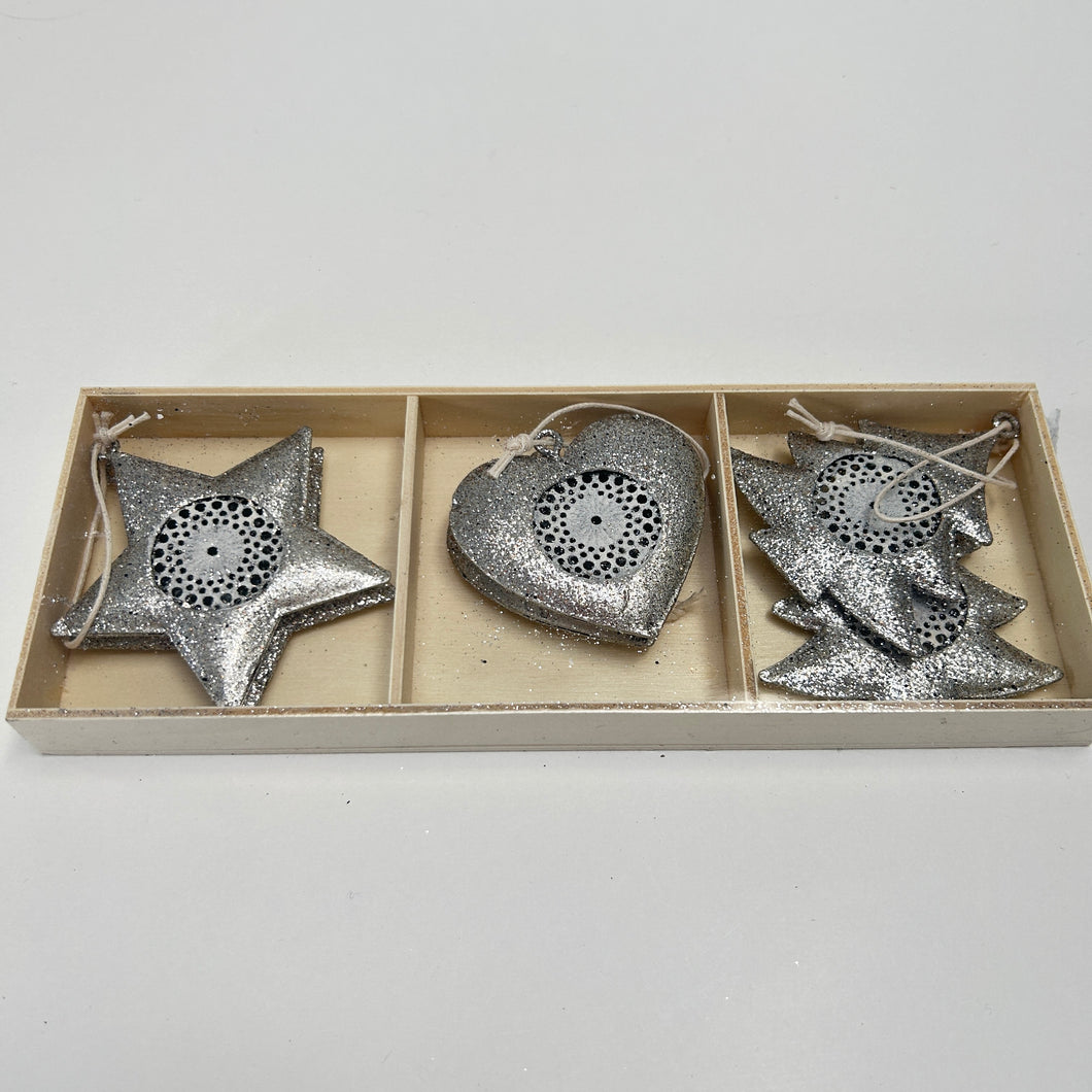 Silver Metal Star/Heart/Tree Set