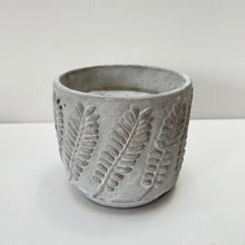 Load image into Gallery viewer, Leaf Design Concrete Citronella Candle
