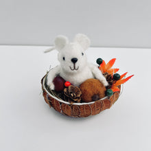 Load image into Gallery viewer, White Felt mouse in Autumn Nest
