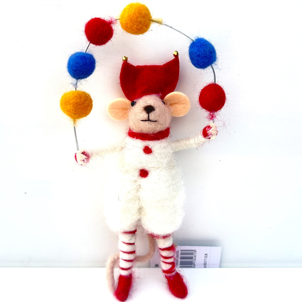 Juggling Wool Mouse