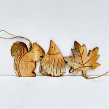 Load image into Gallery viewer, Woodland Animals Wooden Decoration Set
