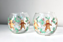 Load image into Gallery viewer, Gingerbread Men Glass Candle Holder
