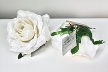 Load image into Gallery viewer, White Fabric Glitter Rose Clip
