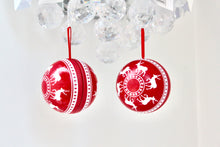 Load image into Gallery viewer, Tin Box Ball Christmas Decoration Set
