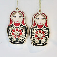 Load image into Gallery viewer, Babushka Wooden Doll Decoration Set
