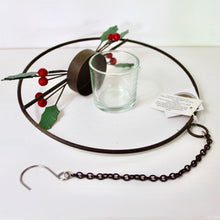 Load image into Gallery viewer, Metal Circle Holly T-Light Holder
