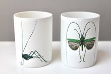 Load image into Gallery viewer, Green Bug Porcelain Candle Holder Set
