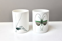 Load image into Gallery viewer, Green Bug Porcelain Candle Holder Set
