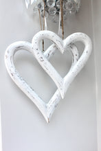 Load image into Gallery viewer, White Mango Wood Heart Set

