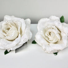 Load image into Gallery viewer, White Fabric Glitter Rose Clip
