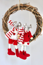 Load image into Gallery viewer, Felt Mice in Twig Christmas Wreath
