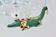 Load image into Gallery viewer, Crocodile with Crown Decoration
