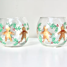 Load image into Gallery viewer, Gingerbread Men Glass Candle Holder
