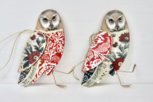 Load image into Gallery viewer, Wooden Christmas Owl Set

