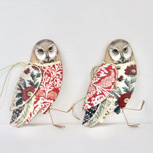 Load image into Gallery viewer, Wooden Christmas Owl Set
