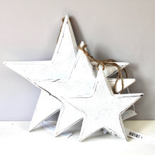 Load image into Gallery viewer, Distressed White Wooden Star Set

