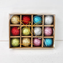 Load image into Gallery viewer, Mini Poly Christmas Bauble Set
