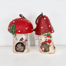 Load image into Gallery viewer, Toadstool House with Mouse
